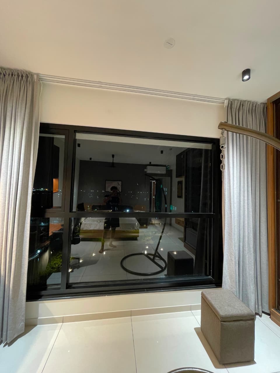 Glass Cleaning Photo 1